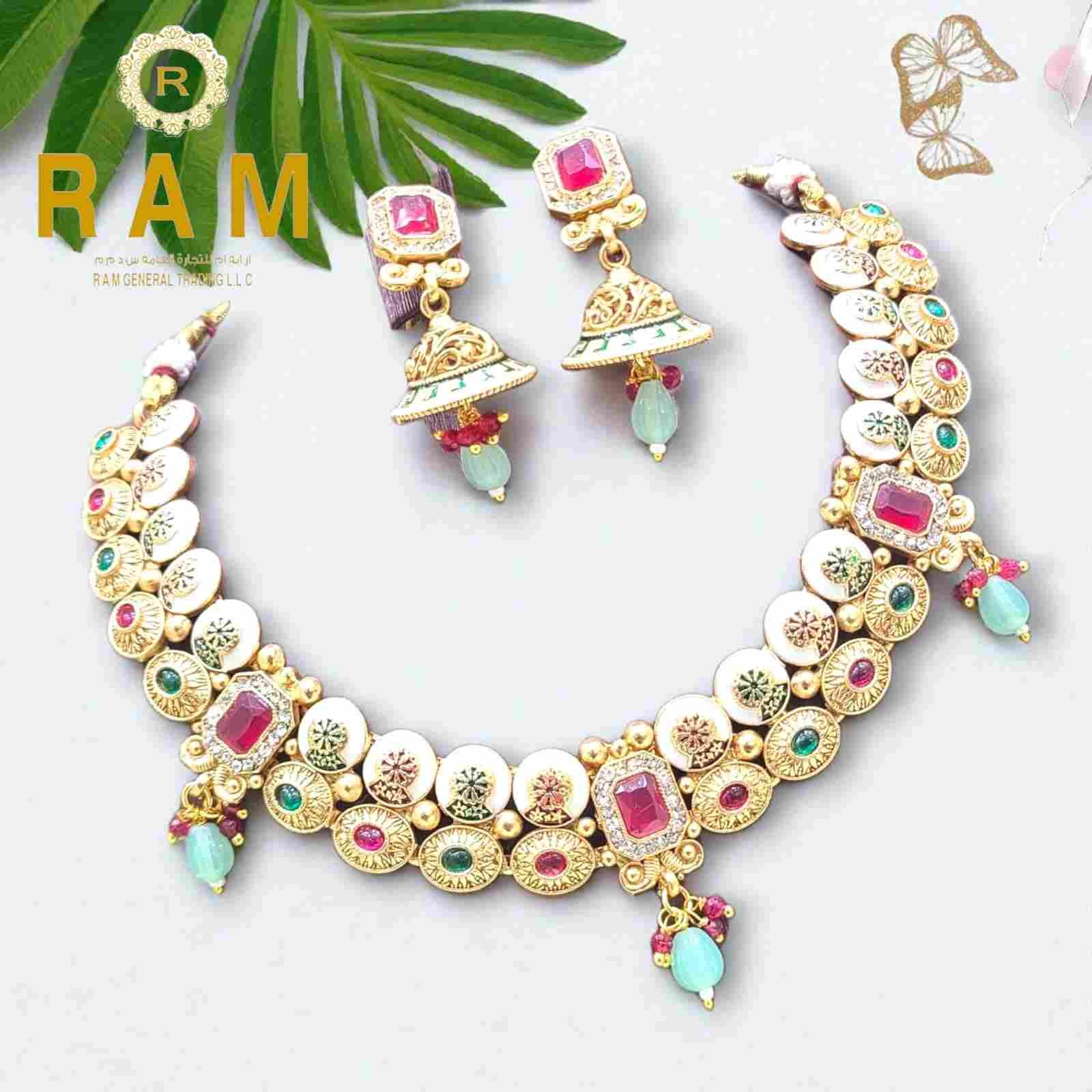 BRASS SHORT NECKLESS