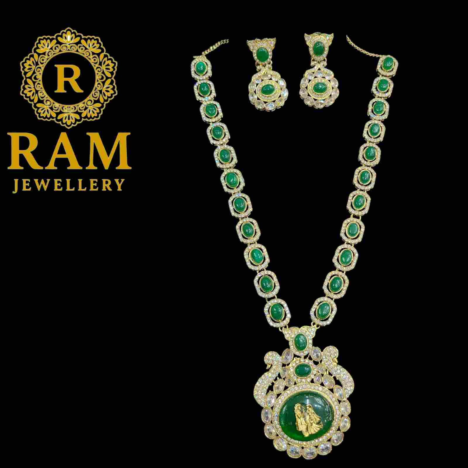 MOZONITE  NECKLESS