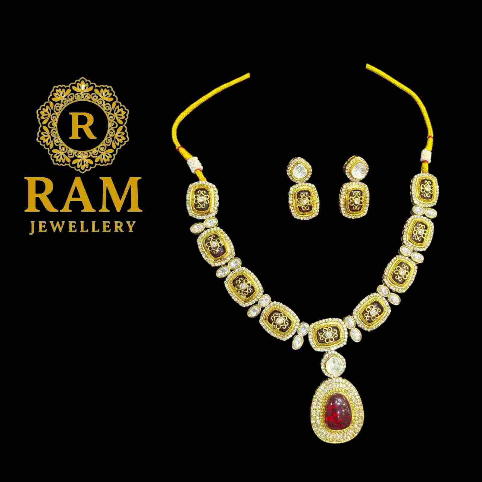MOZONITE NECKLACE