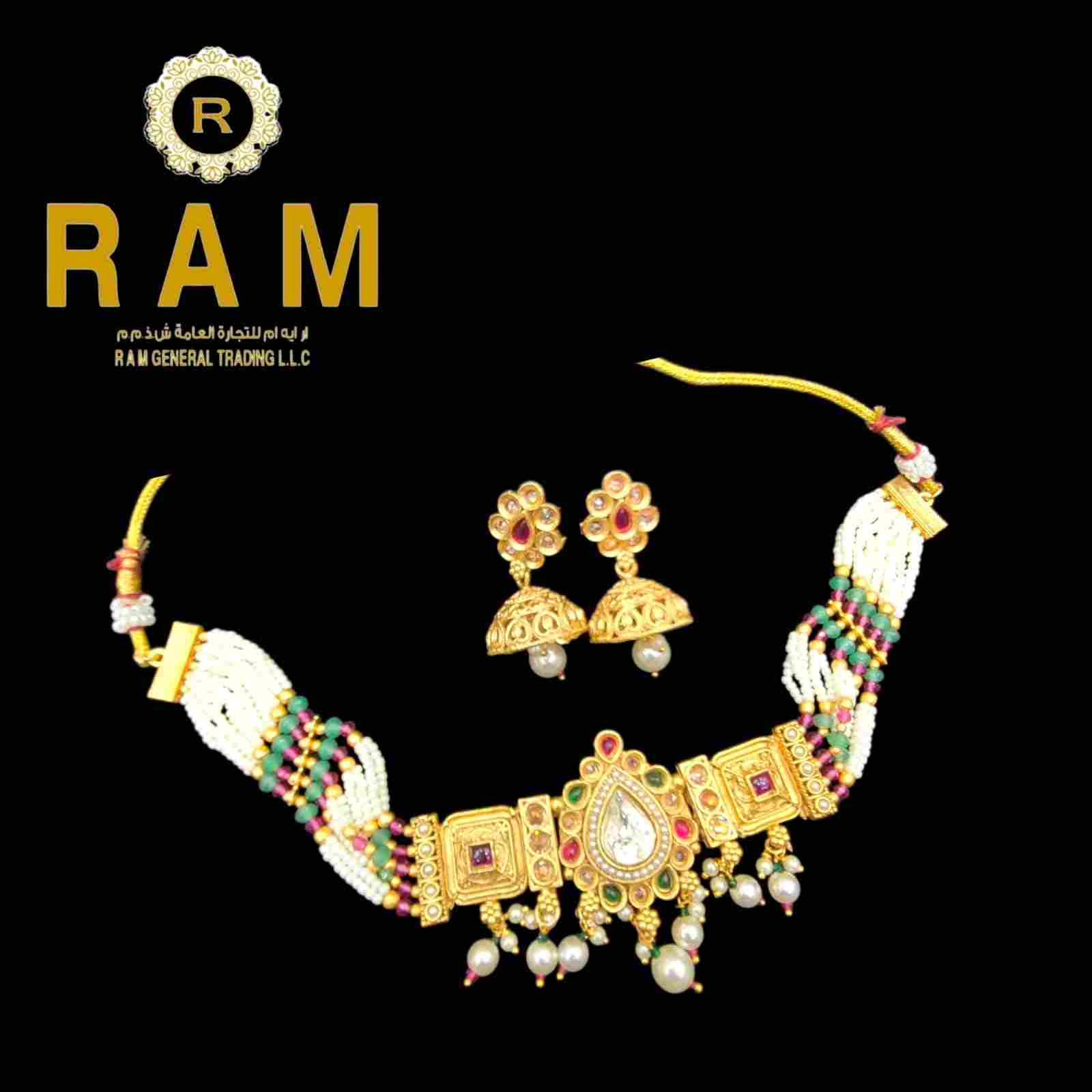 BRASS SHORT NECKLESS