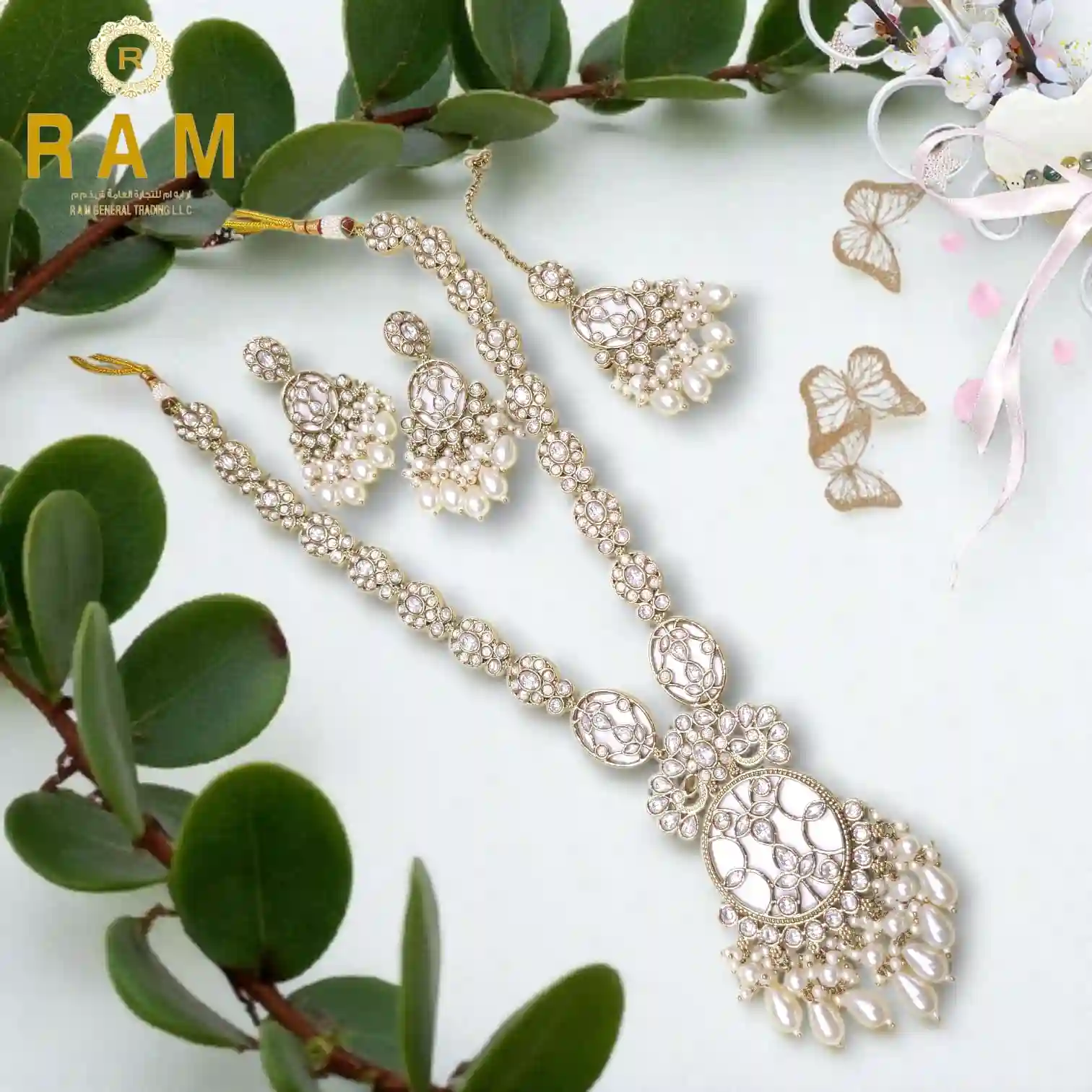 KUDAN  NECKLESS