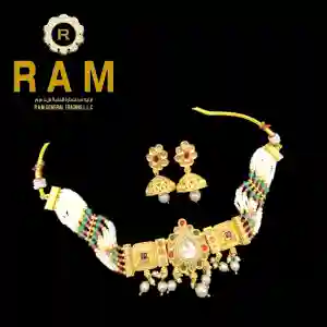 BRASS SHORT NECKLESS